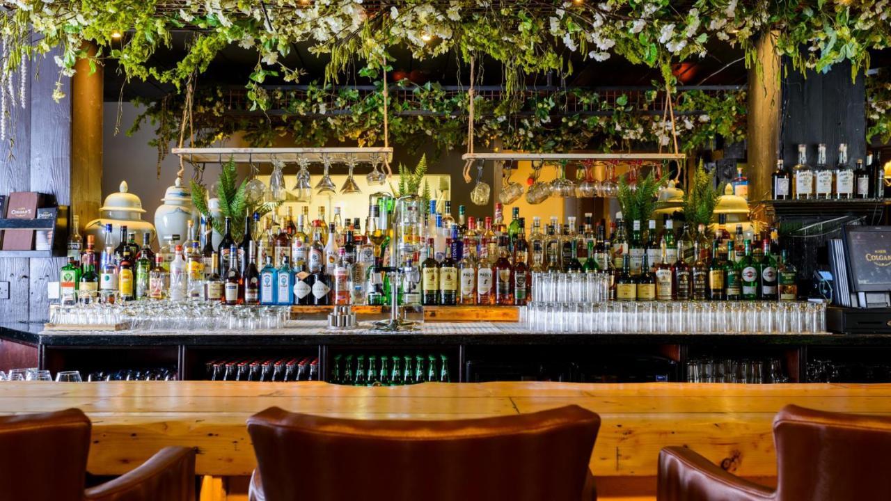 Muckross Park Hotel & Spa Kilclogherane Exterior photo The bar at the restaurant
