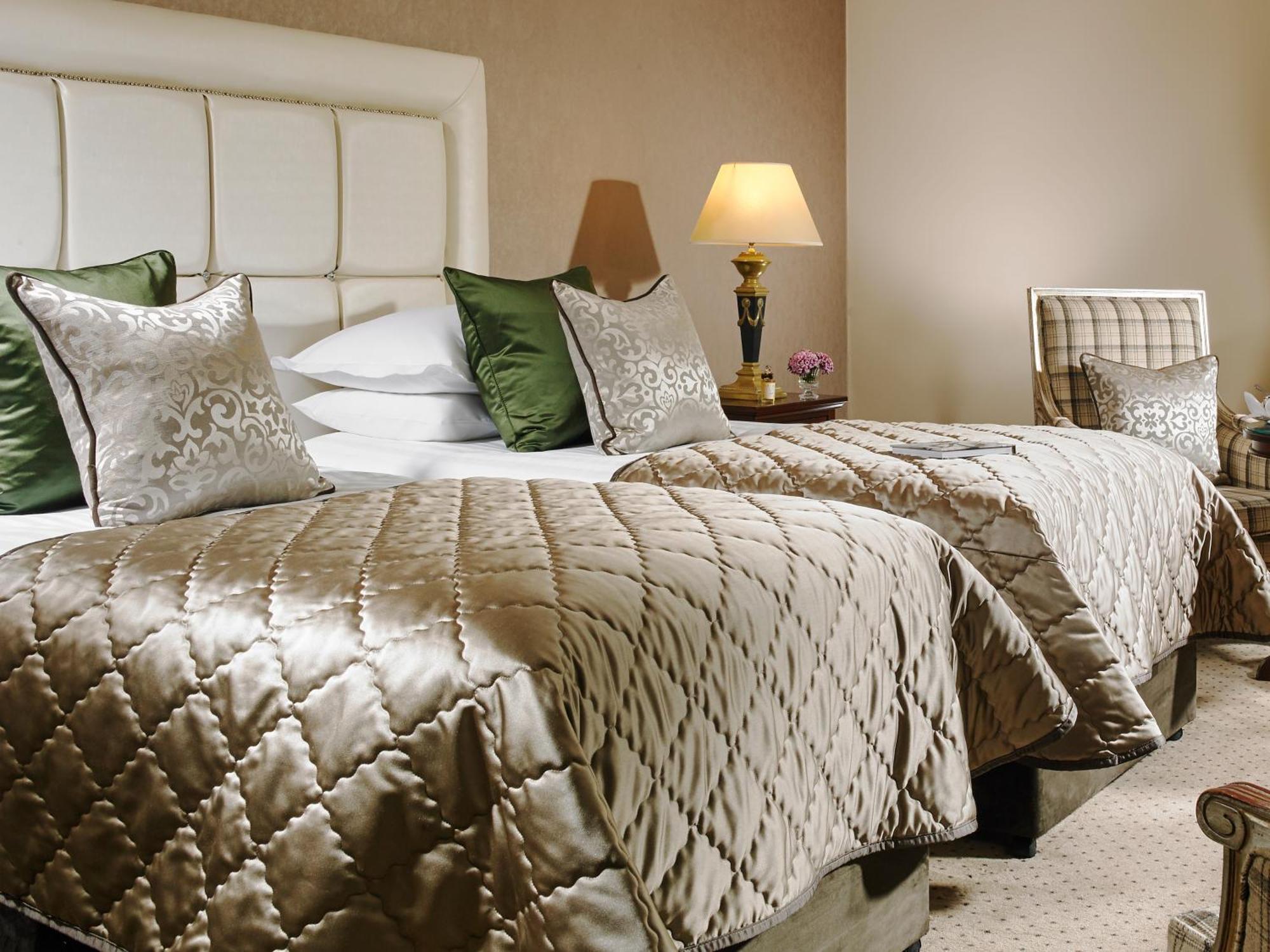 Muckross Park Hotel & Spa Kilclogherane Room photo A bedroom at the hotel